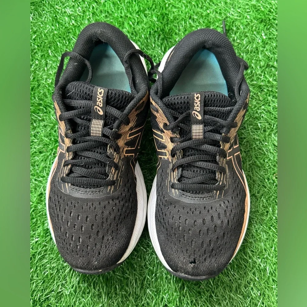 ASICS Women’s Black Running Shoes Size‎ 7